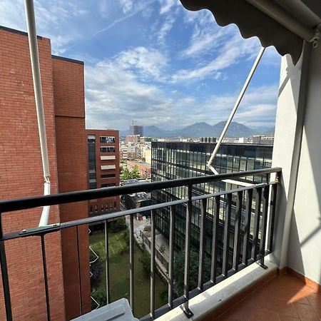 Your Apart Hotel Тирана Екстер'єр фото